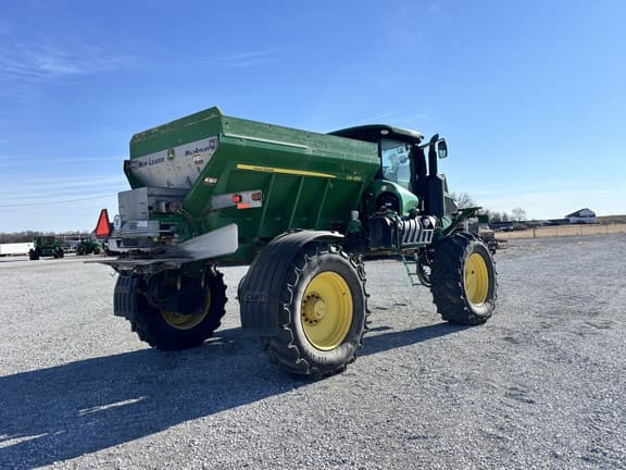 Image of John Deere R4038 equipment image 4