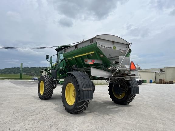 Image of John Deere R4038 equipment image 2