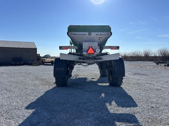 Image of John Deere R4038 equipment image 3