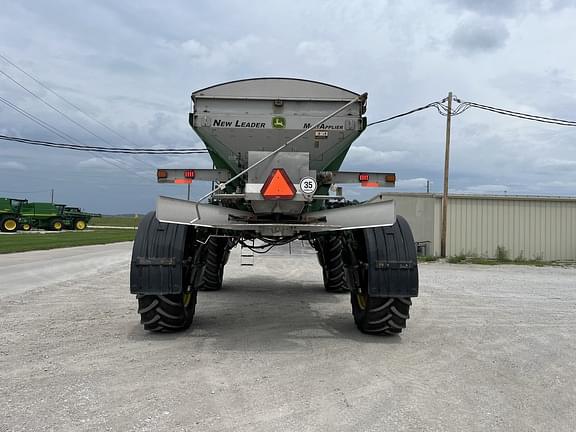 Image of John Deere R4038 equipment image 3