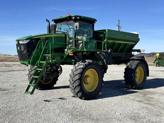 2019 John Deere R4038 Equipment Image0