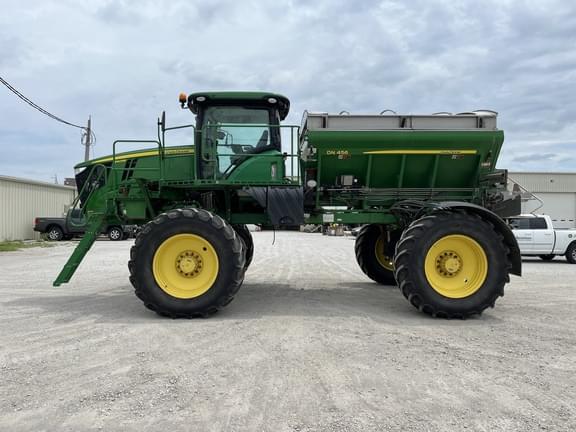 Image of John Deere R4038 equipment image 1