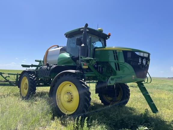 Image of John Deere R4038 equipment image 1
