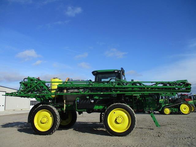 Image of John Deere R4038 equipment image 3