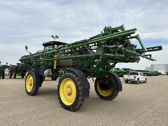 Image of John Deere R4038 equipment image 4