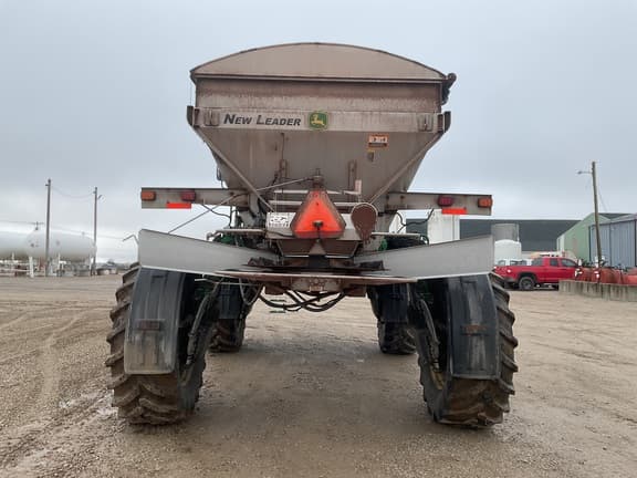 Image of John Deere R4038 equipment image 4