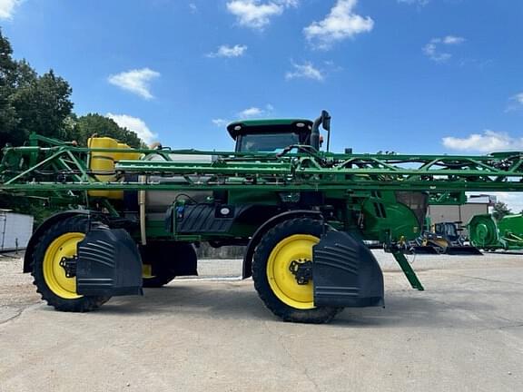 Image of John Deere R4038 equipment image 2