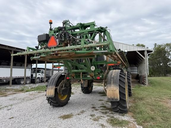 Image of John Deere R4038 equipment image 4