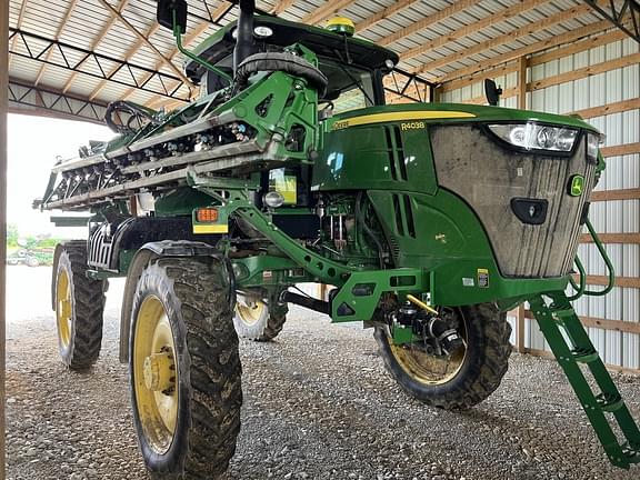 Image of John Deere R4038 equipment image 1