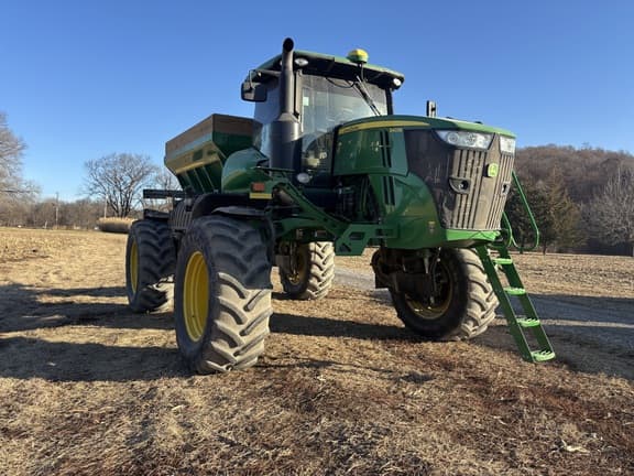 Image of John Deere R4038 equipment image 1