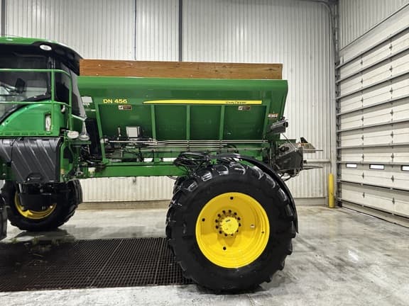 Image of John Deere R4038 equipment image 2