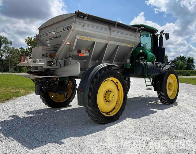 Image of John Deere R4038 equipment image 4