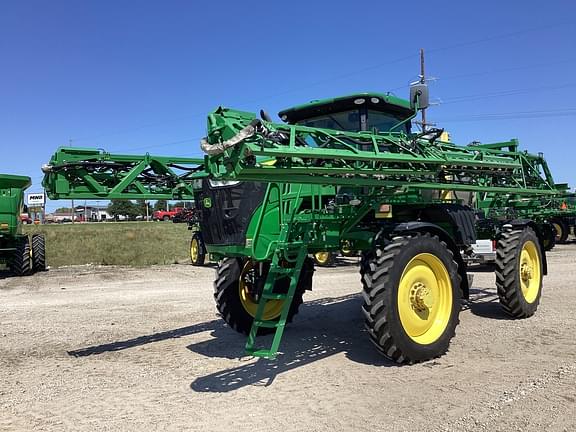 Image of John Deere R4038 equipment image 2