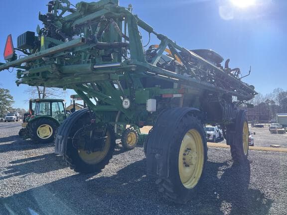 Image of John Deere R4038 equipment image 3