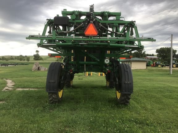 Image of John Deere R4038 equipment image 4