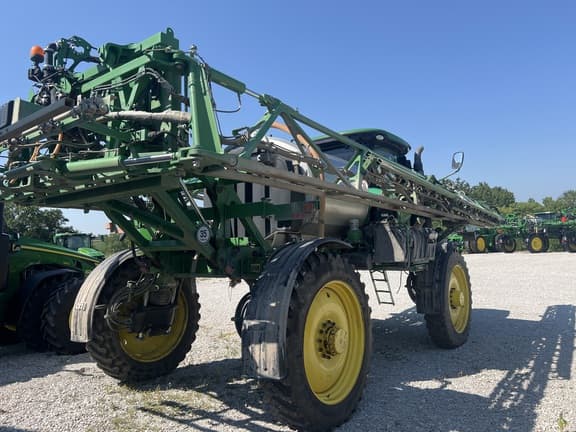Image of John Deere R4038 equipment image 2