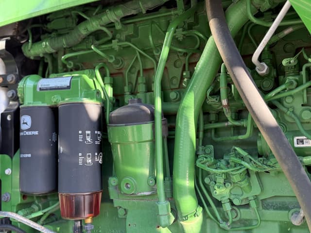 Image of John Deere R4038 equipment image 4