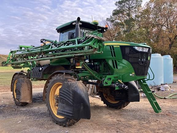 Image of John Deere R4038 equipment image 1