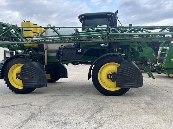 Image of John Deere R4038 equipment image 3