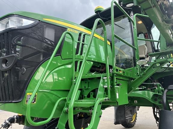 Image of John Deere R4038 Primary image