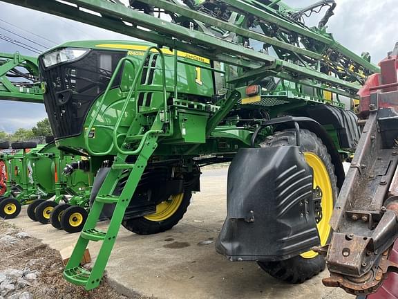 Image of John Deere R4038 equipment image 2