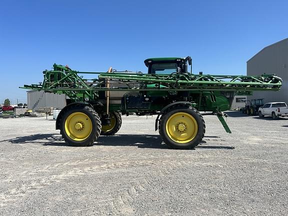 Image of John Deere R4038 equipment image 4