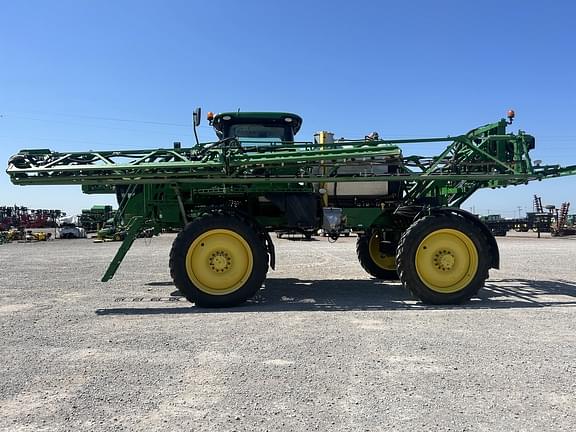 Image of John Deere R4038 equipment image 2