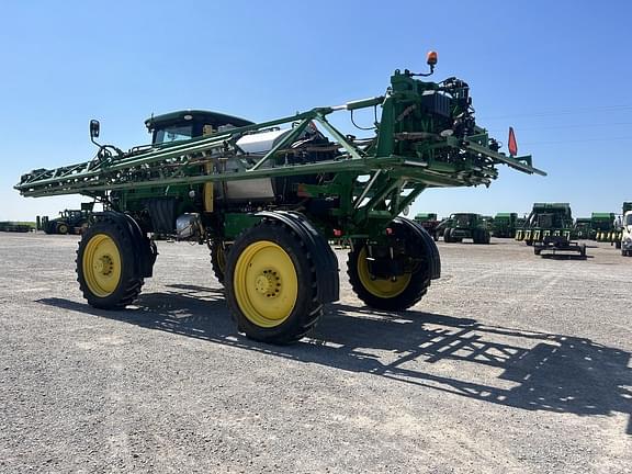 Image of John Deere R4038 equipment image 1