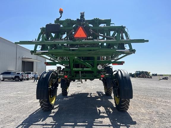 Image of John Deere R4038 equipment image 3