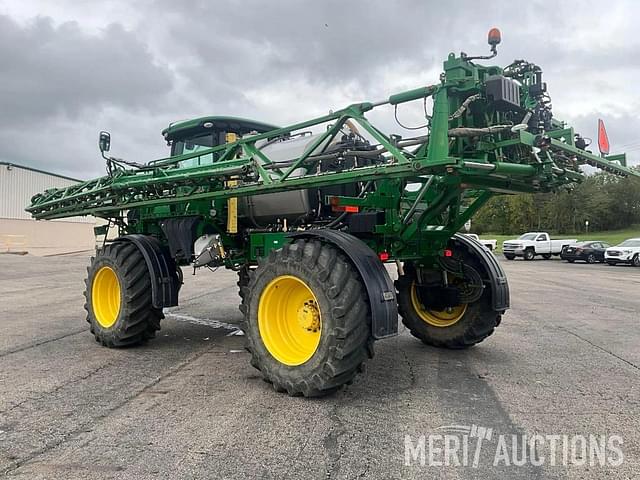 Image of John Deere R4038 equipment image 2