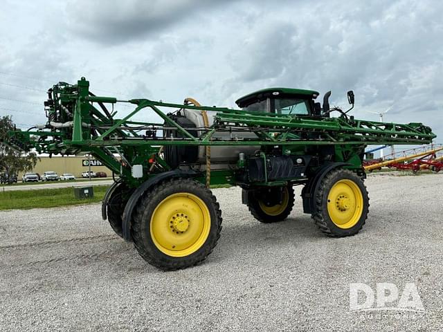 Image of John Deere R4038 equipment image 4