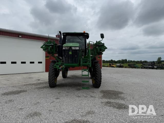 Image of John Deere R4038 equipment image 2