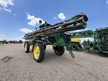 Main image John Deere R4044