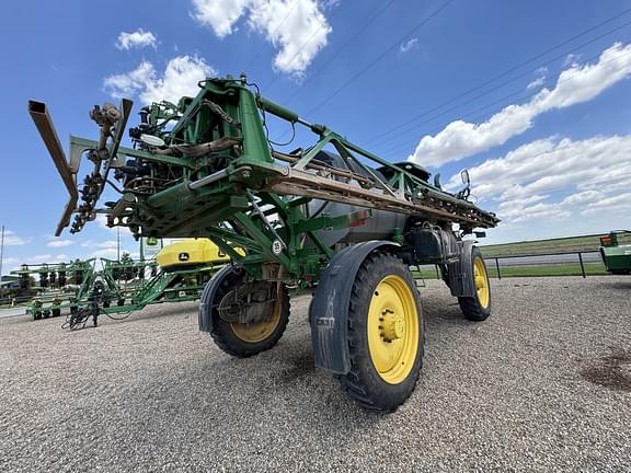 Image of John Deere R4044 equipment image 3