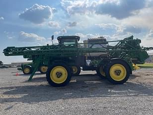 Main image John Deere R4044 4