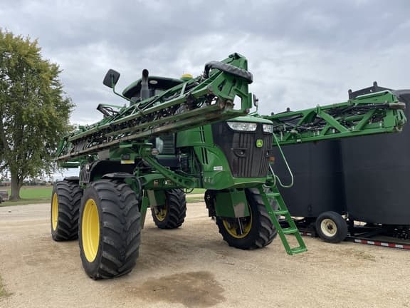 Image of John Deere R4044 Image 1