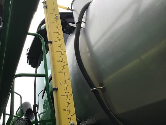 Main image John Deere R4044 9