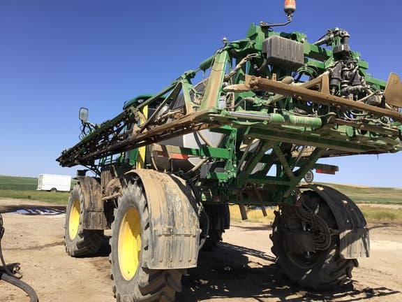 Image of John Deere R4044 equipment image 2