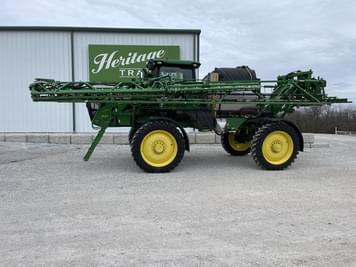 Main image John Deere R4044