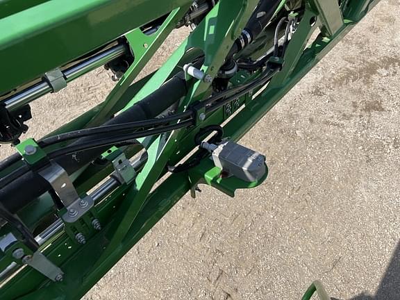 Main image John Deere R4044 23