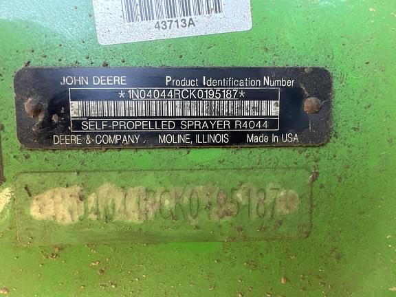 Main image John Deere R4044 27