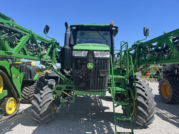 Image of John Deere R4044 equipment image 1