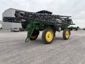 Main image John Deere R4044