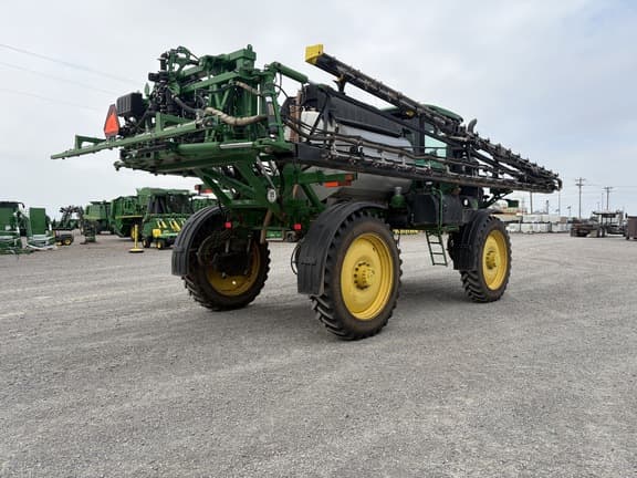 Image of John Deere R4044 equipment image 4