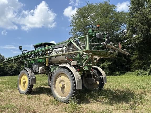 Image of John Deere R4044 equipment image 3
