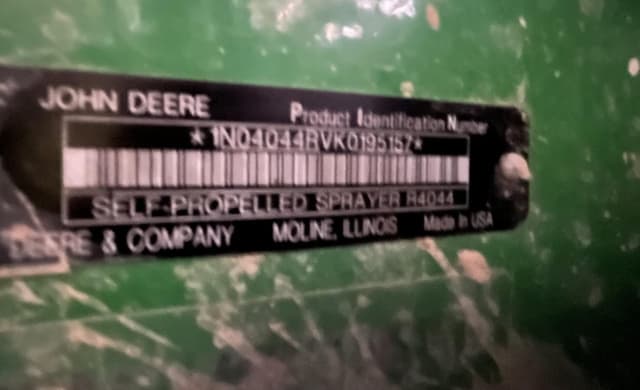 Image of John Deere R4044 equipment image 1