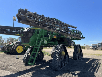 Main image John Deere R4044