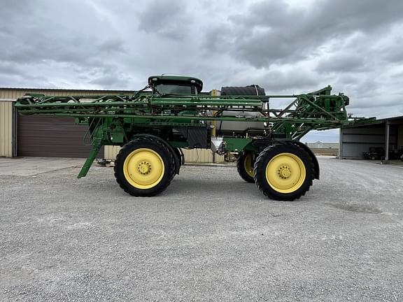 Image of John Deere R4044 Primary image