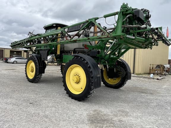 Image of John Deere R4044 equipment image 2