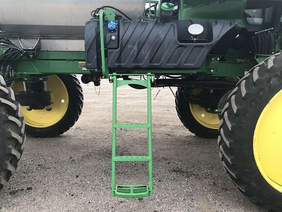 Main image John Deere R4044 14